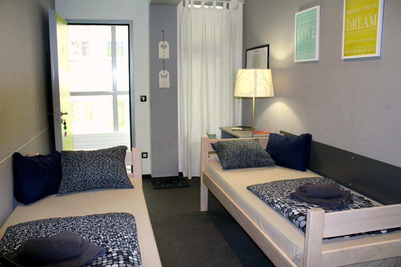 Hostel Chic Zagreb Buitenkant foto