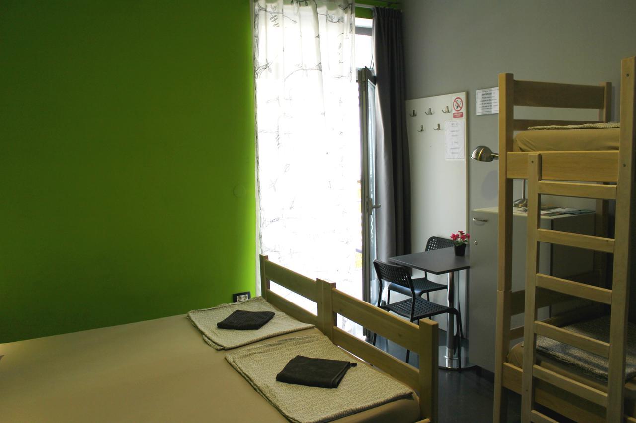 Hostel Chic Zagreb Buitenkant foto