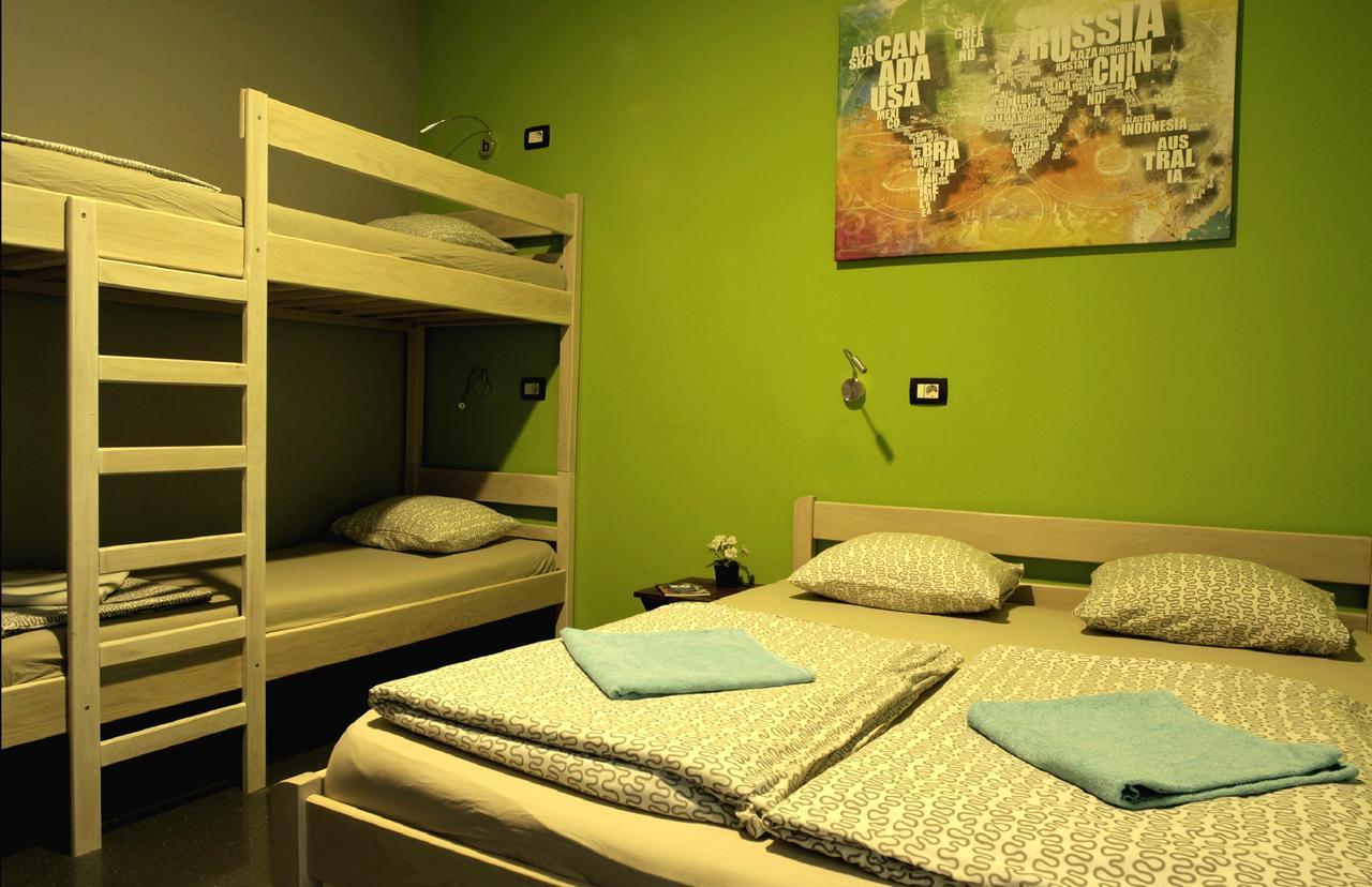 Hostel Chic Zagreb Buitenkant foto