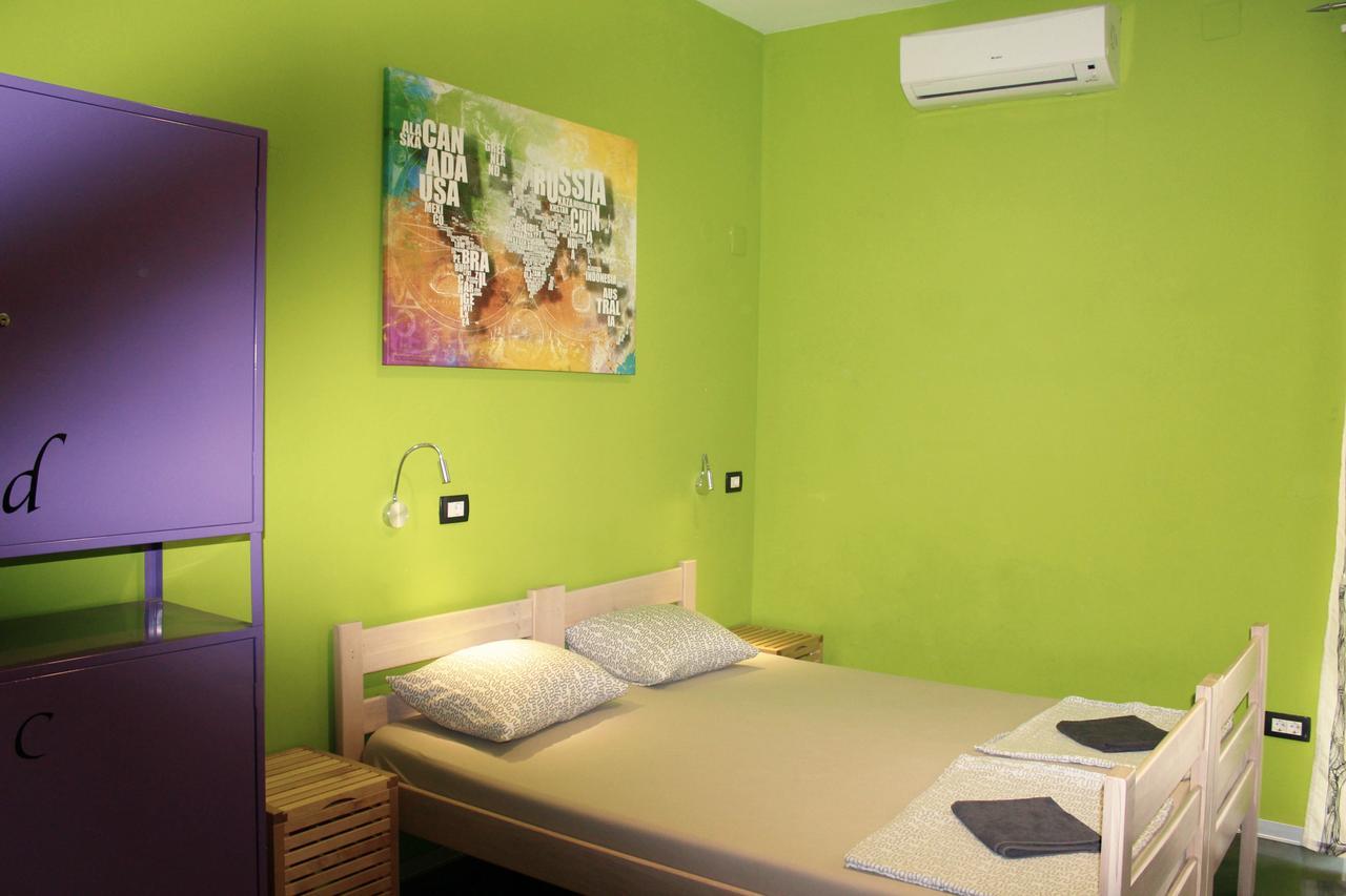 Hostel Chic Zagreb Buitenkant foto
